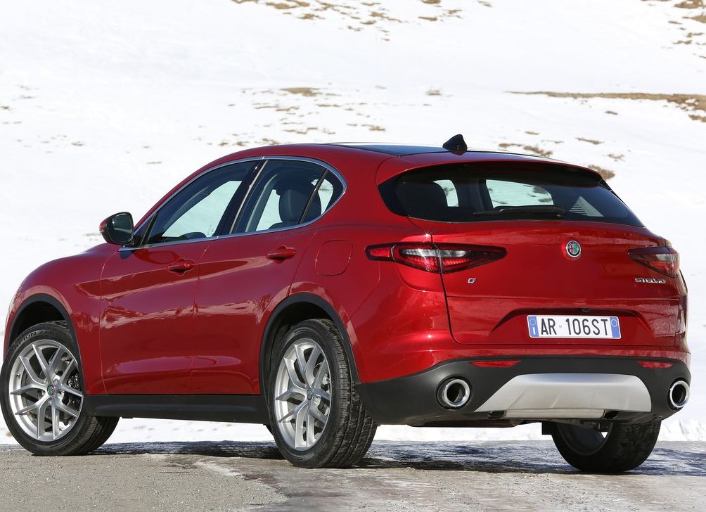 https://www.whatcar.lv/cars/Alfa Romeo/Stelvio/c3c8a87c45157b2657e11eabef07b086.jpg